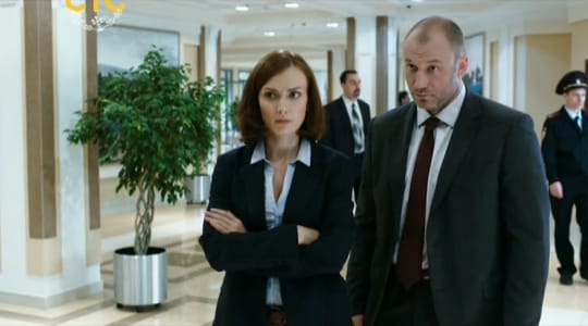 Actor Andrey Da! as Court Officer in ‘Bones’ Episode 6. (Kosti) Movie Stills