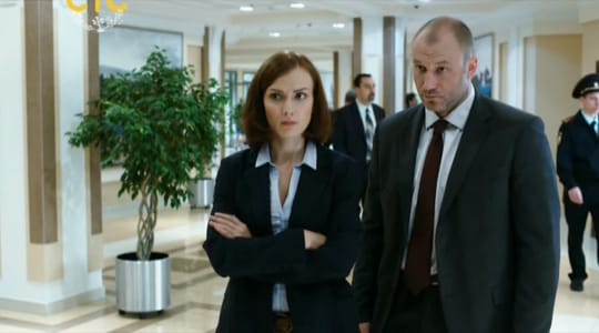 Actor Andrey Da! as Court Officer in ‘Bones’ Episode 6. (Kosti) Movie Stills