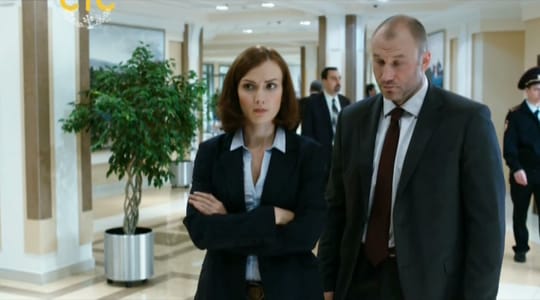 Actor Andrey Da! as Court Officer in ‘Bones’ Episode 6. (Kosti) Movie Stills