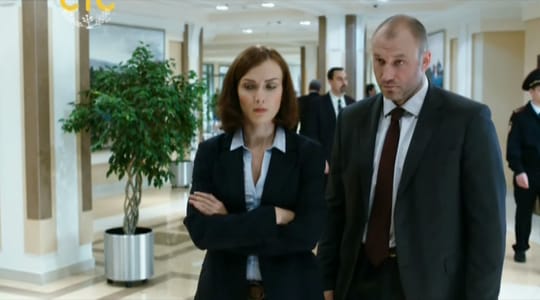 Actor Andrey Da! as Court Officer in ‘Bones’ Episode 6. (Kosti) Movie Stills