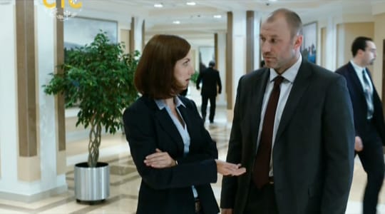 Actor Andrey Da! as Court Officer in ‘Bones’ Episode 6. (Kosti) Movie Stills